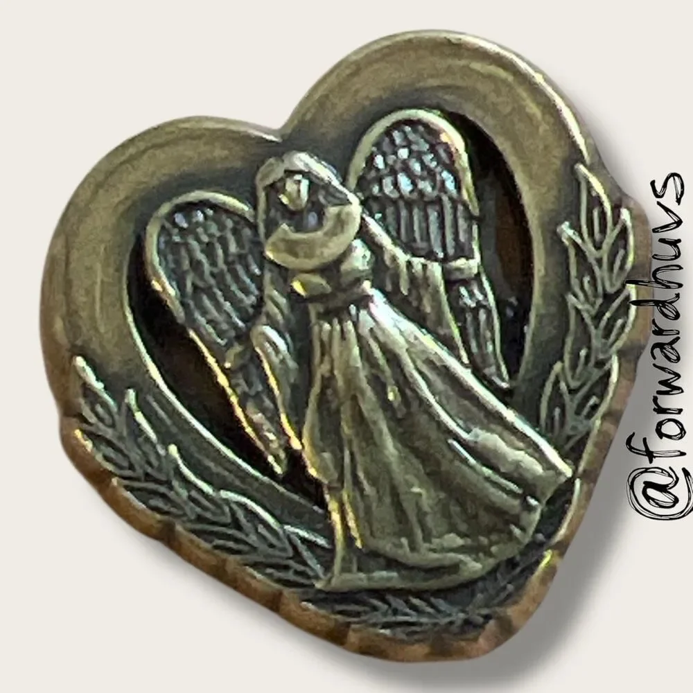 D+D Marketing Angel in Heart Pin – Bronze Gold Tone